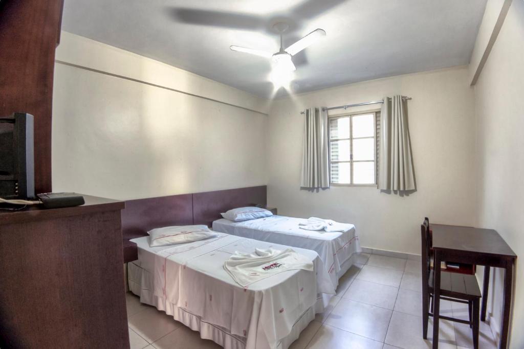 Hotel Rio Negro Goiânia Quarto foto